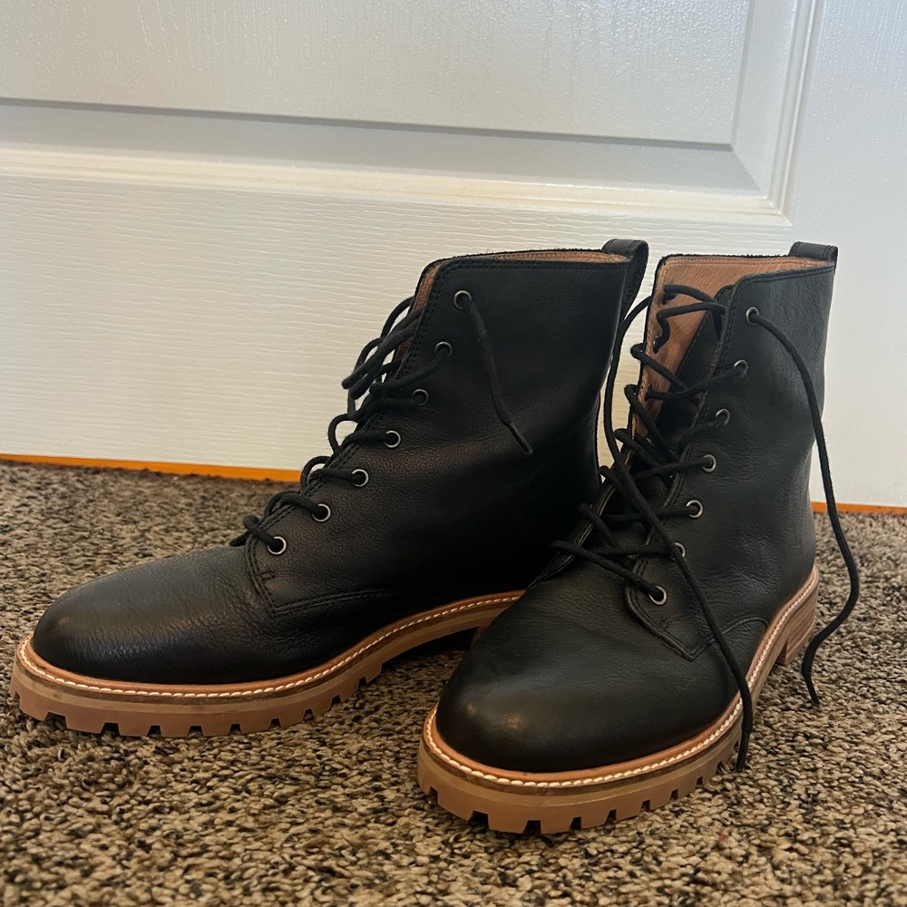 Madewell Leather lace up boots size 7.5 (women’s)